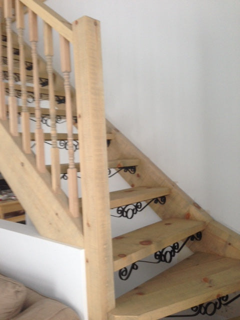 Marche d'escalier de bois