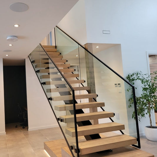 Marche d'escalier de bois