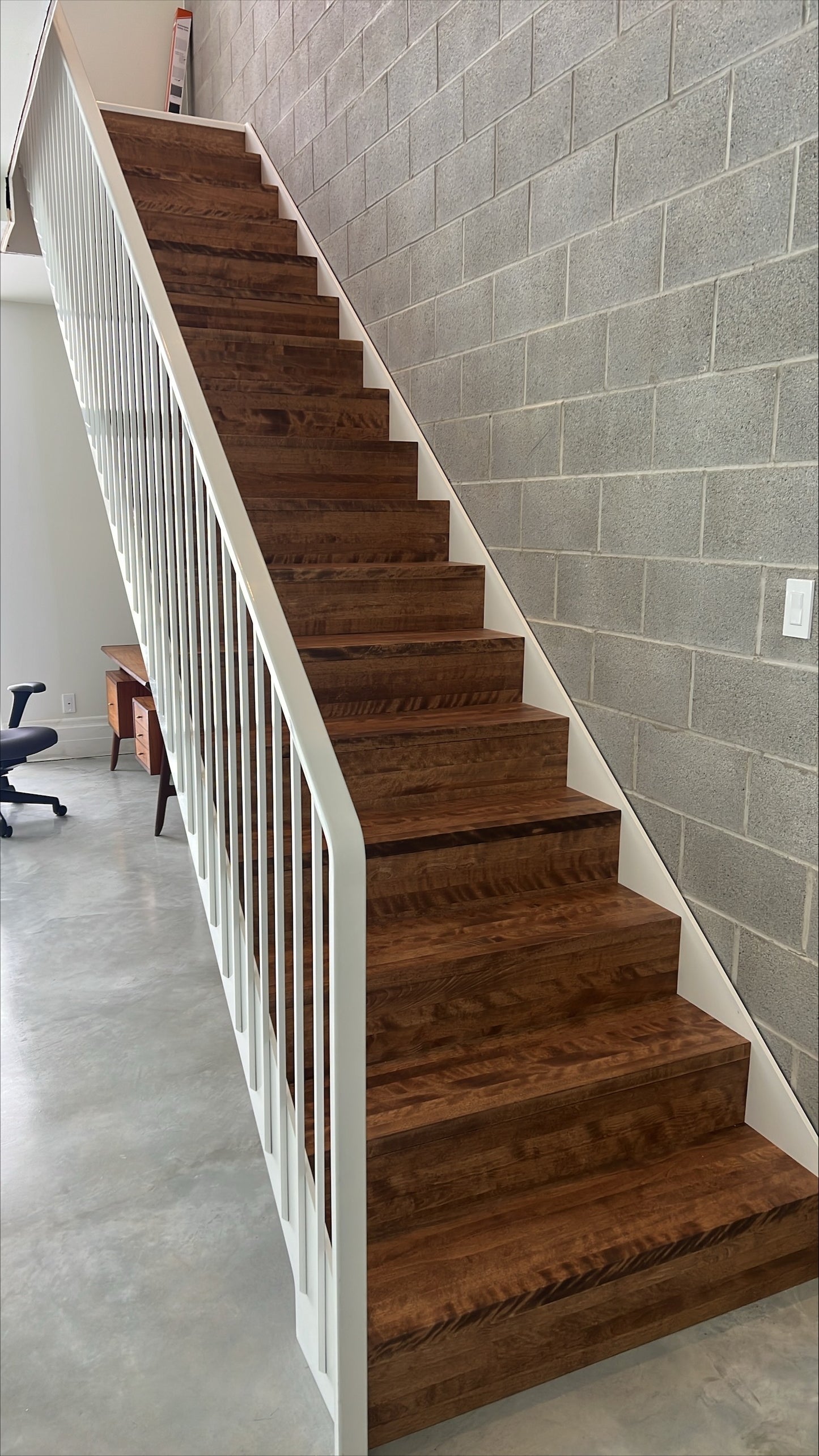 Marche d'escalier de bois